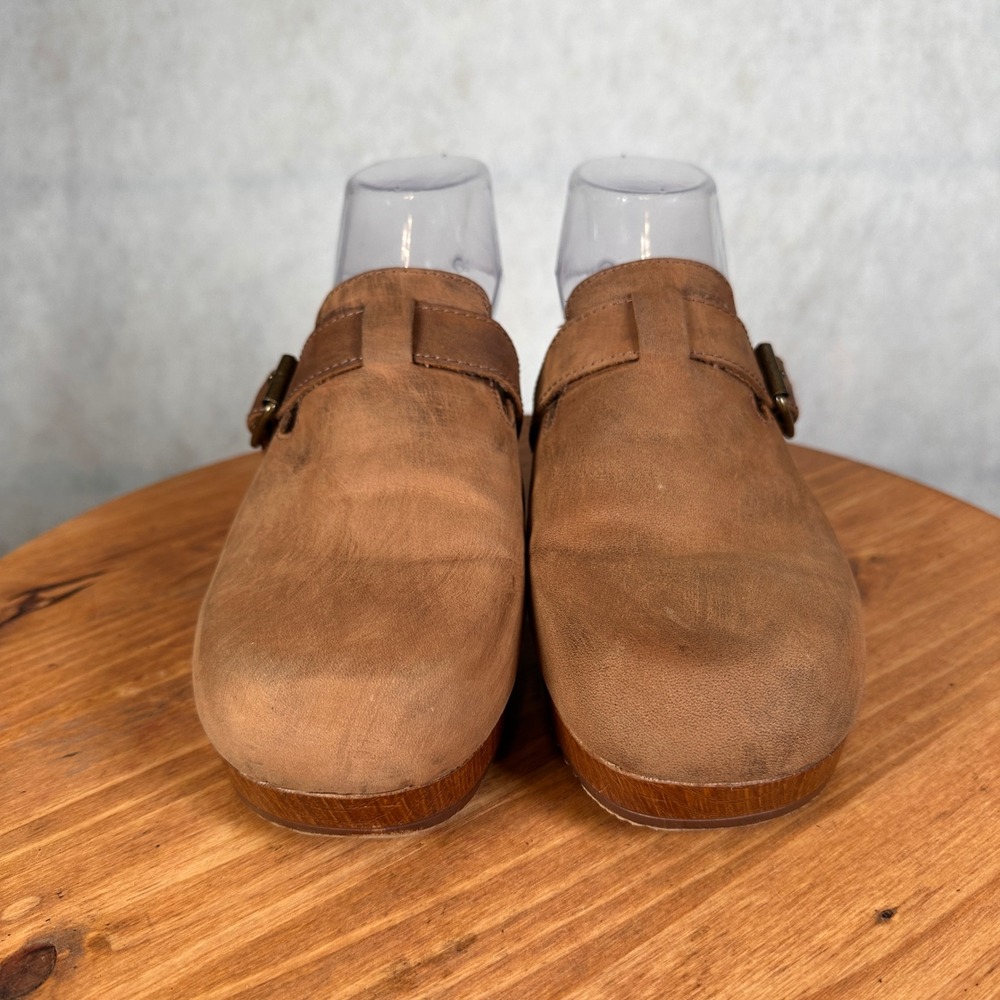 White Mountain Clogs Women 8.5 Brown Good Buckle Strap Platform Mules - Picture 2 of 13